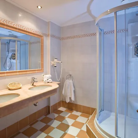 Hotell Alpenromantik-hotel Wirlerhof 4*