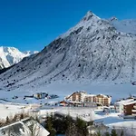 Alpenromantik-hotel Wirlerhof 호텔